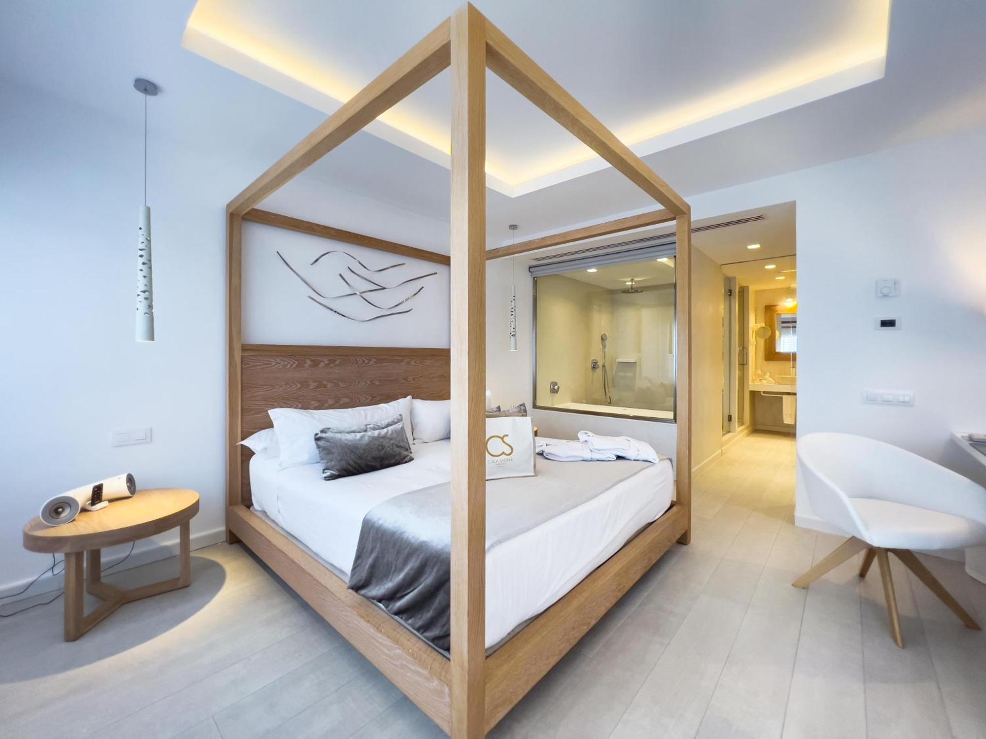 Hotel Cala Saona & Spa Экстерьер фото