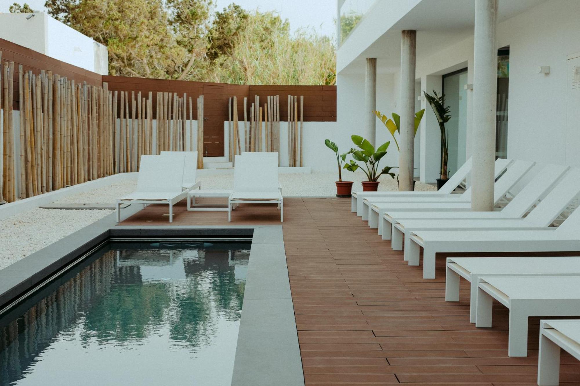 Hotel Cala Saona & Spa Экстерьер фото